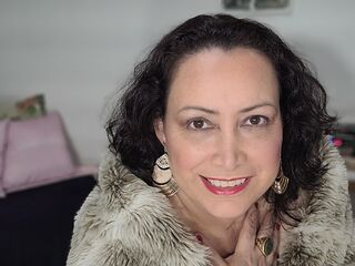 BelleBelucci's Video live sex cam Profile Image